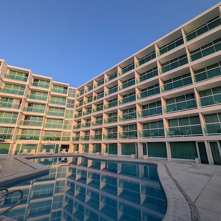 We Hotel Acapulco Exterior photo