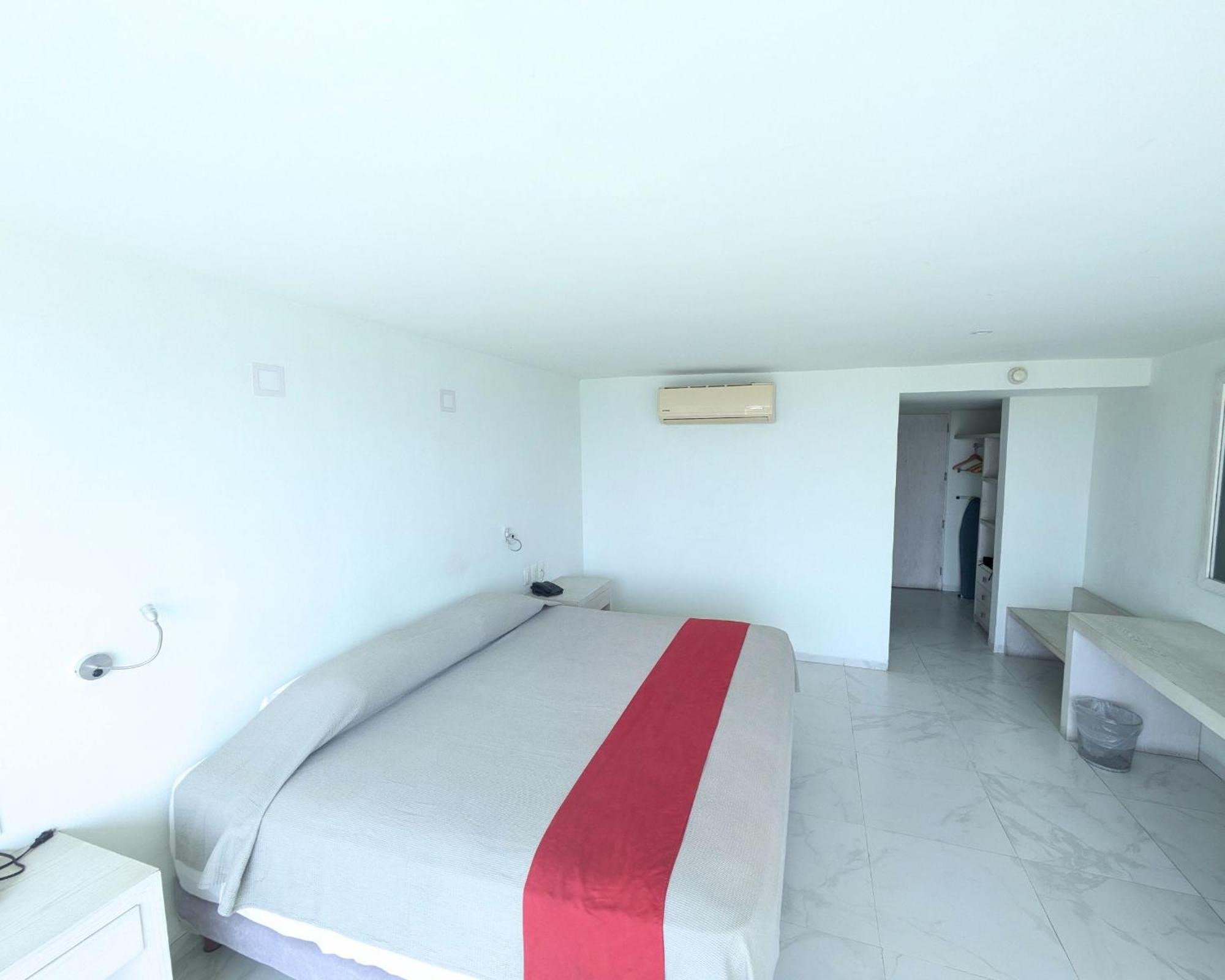 We Hotel Acapulco Exterior photo