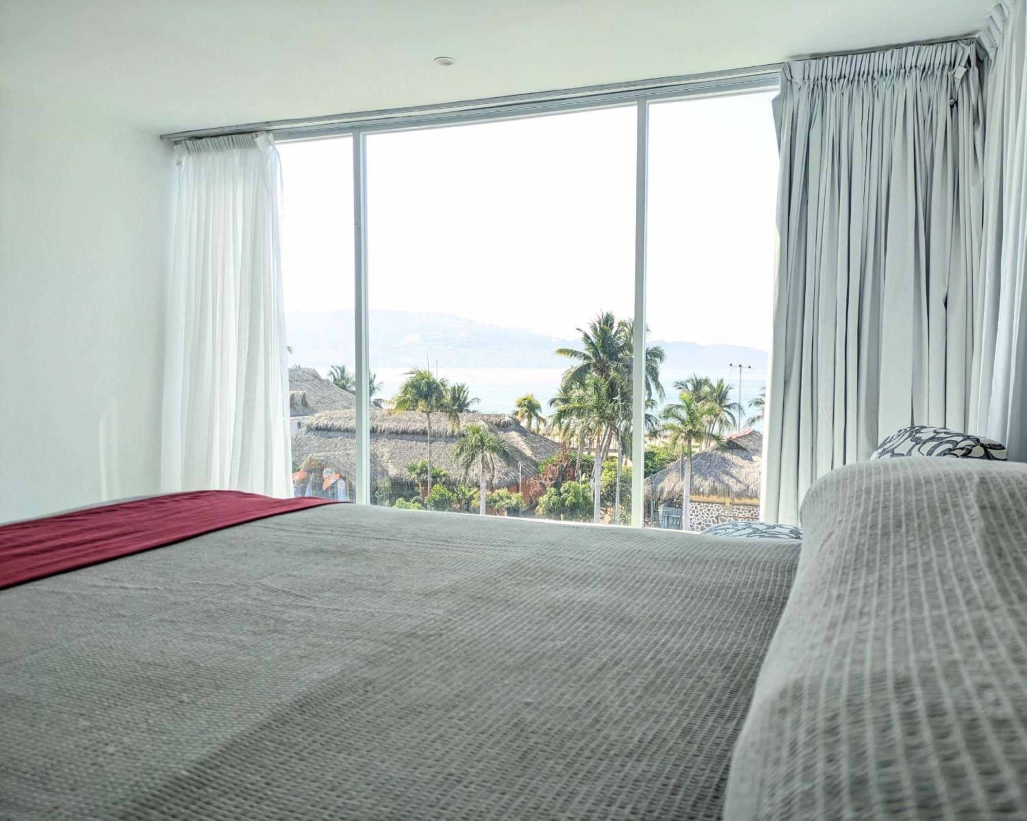 We Hotel Acapulco Exterior photo